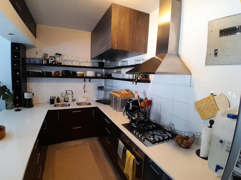 To Let 2 Bedroom Property for Rent in Kenilworth Western Cape